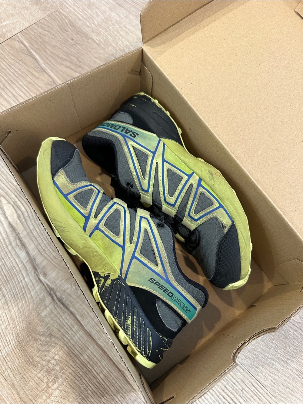 Salomon Kids Trail Sneakers in Neon Yellow and Black